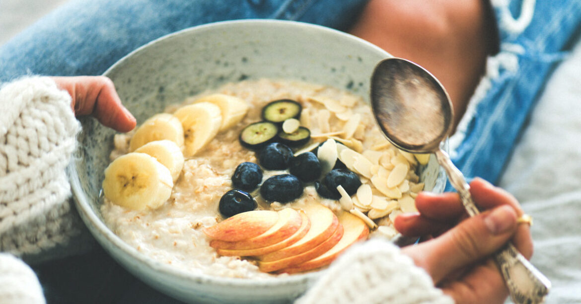 What Are Some Components of a Healthy Diet?